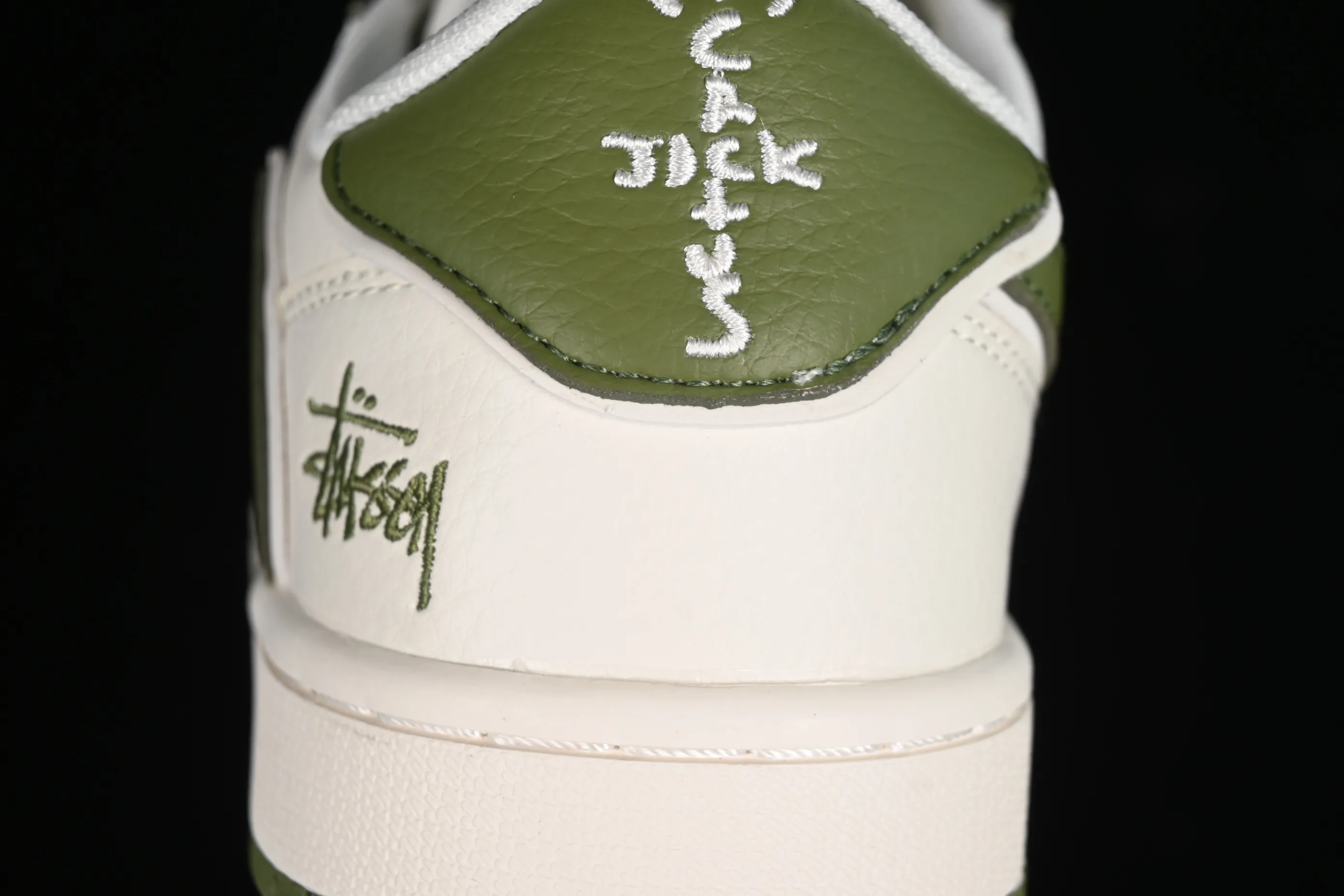 All Categories Air Jordan Jordan Series Basketball Shoes Air Jordan 1 Low High-end Customized Low-top Shoes Travis Scott x Fragment Design x Air Jordan 1 Low OG SP AJ1 Joe 1 Stussi Joint-Beige Army Green Low-top Cultural Casual Shoes DM6688-602